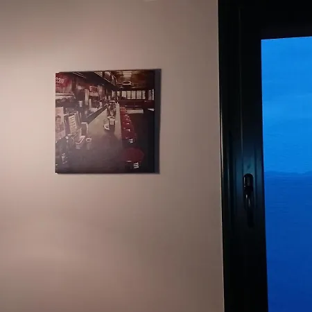 Sea View House *